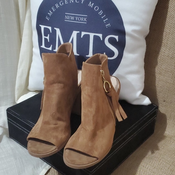 Wedges - Picture 2 of 7